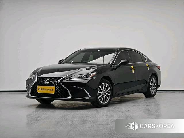 Lexus ES 2023 Черный из Китая, фото 5