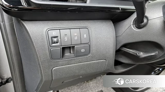 Hyundai Staria 2022 Серебристо-серый из Кореи, фото 5