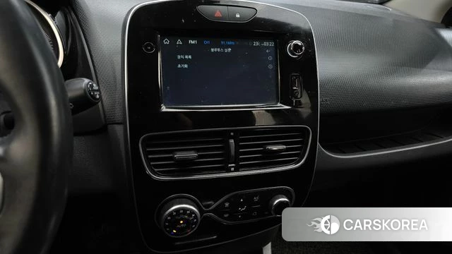 Renault Korea (Samsung) Clio 2019 Красный из Кореи, фото 5