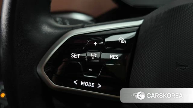 Volkswagen ID.4 2022 Белый из Кореи, фото 5
