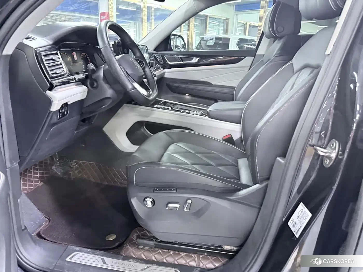 Volkswagen Teramont 2024 Черный из Китая, фото 5