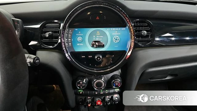 Mini Cooper 2022 Жемчужный цвет из Кореи, фото 5