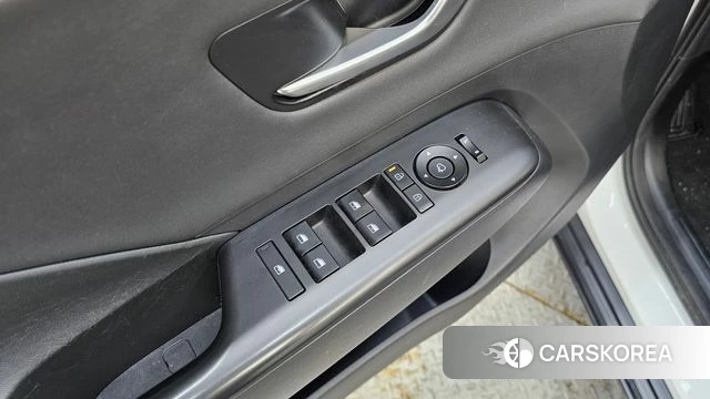 Hyundai Kona (SX2) 2023 Белый из Кореи, фото 5