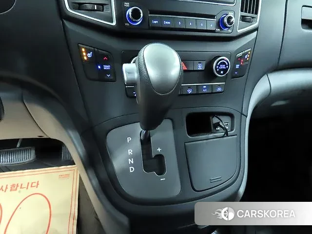 Hyundai The New Grand Starex 2019 Белый из Кореи, фото 5