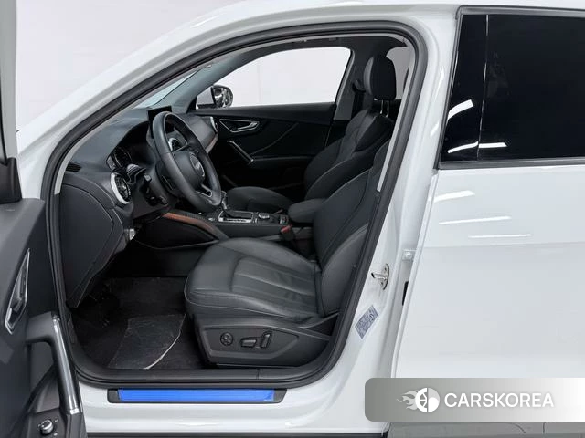 Audi Q2L 2022 Белый из Китая, фото 5
