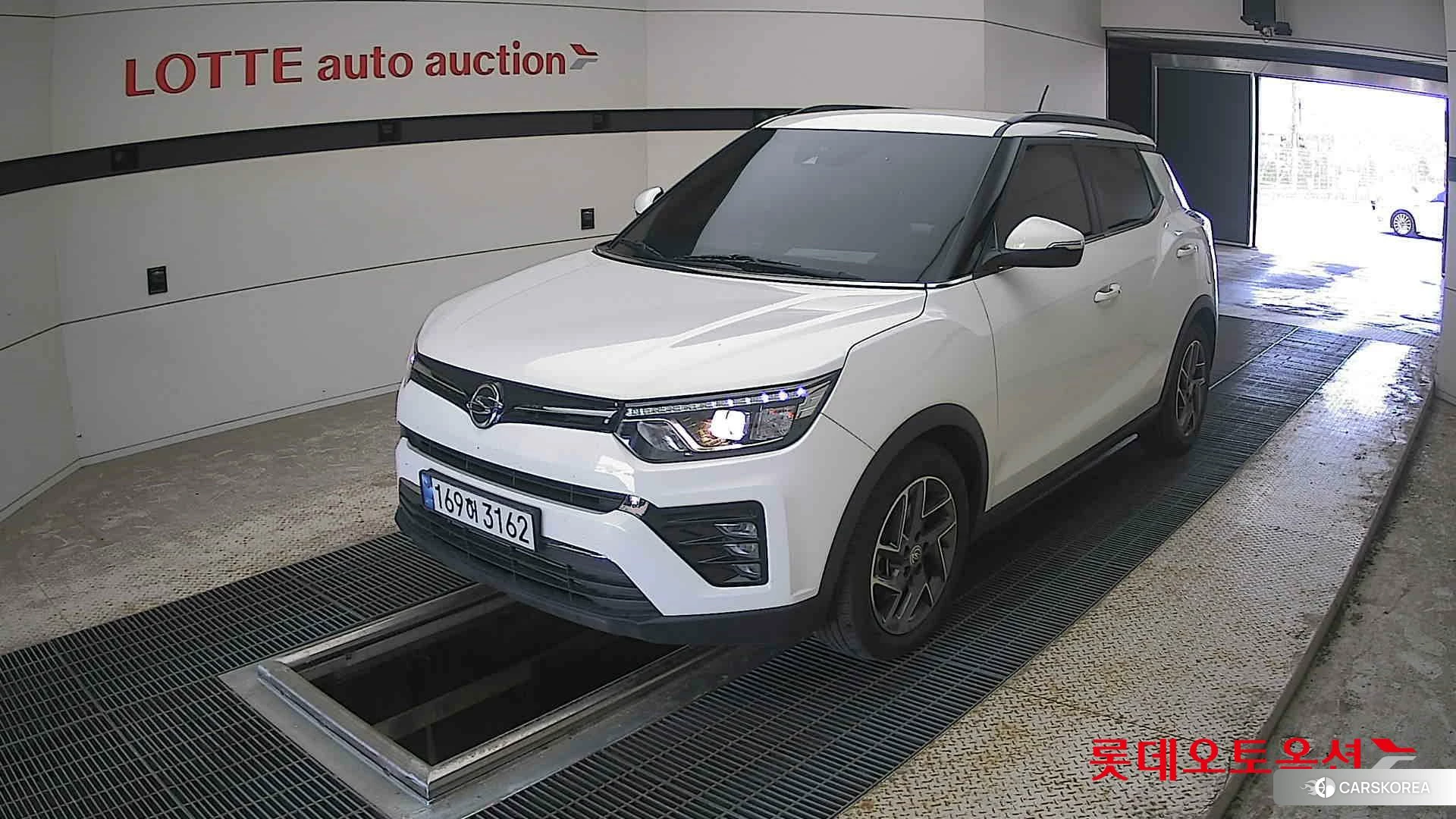SsangYong Tivoli 2022 Grand White из Кореи, фото 5