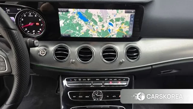 Mercedes-Benz E-Class W213 2018 Черный из Кореи, фото 5