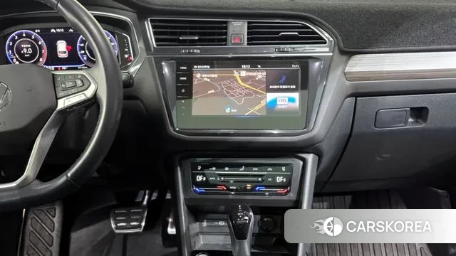 Volkswagen Tiguan Allspace 2022 Серебряный из Кореи, фото 5
