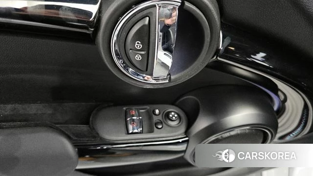 Mini Cooper S 2024 Белый из Кореи, фото 5