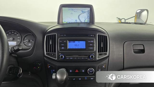 Hyundai The New Grand Starex 2018 Желтый из Кореи, фото 5