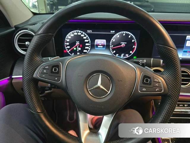 Mercedes-Benz E-Class W213 2018 Жемчужный цвет из Кореи, фото 5