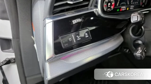 Audi Q8 (4M) 2021 Белый из Кореи, фото 5