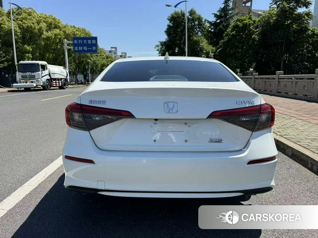 Honda Civic 2024 Белый из Китая, фото 5