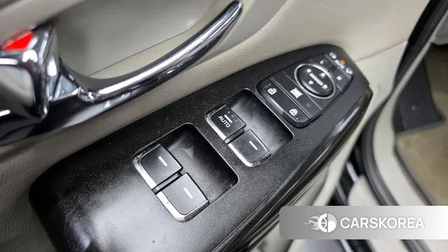 Kia The New Carnival 2018 Черный из Кореи, фото 5