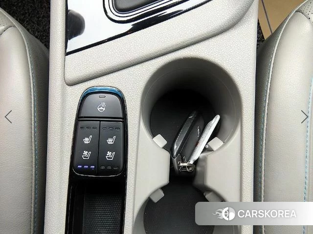 Kia Niro 2018 Белый из Кореи, фото 5