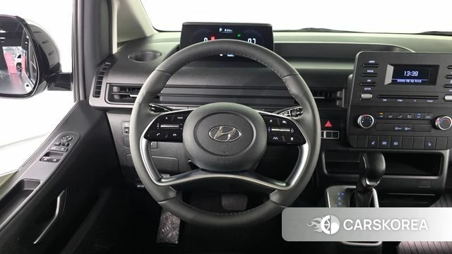 Hyundai Staria 2021 Серебристо-серый из Кореи, фото 5