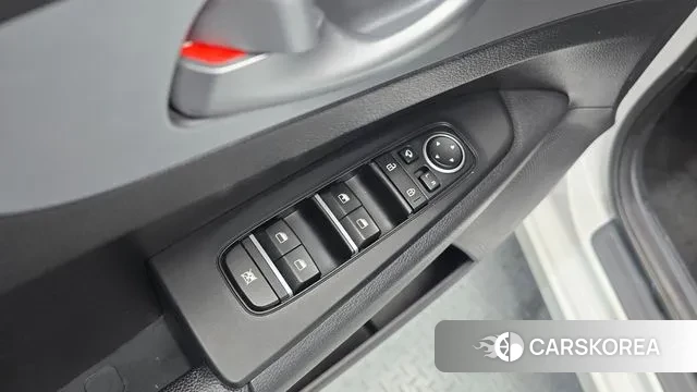 Kia The New K3 2nd generation 2022 Белый из Кореи, фото 5