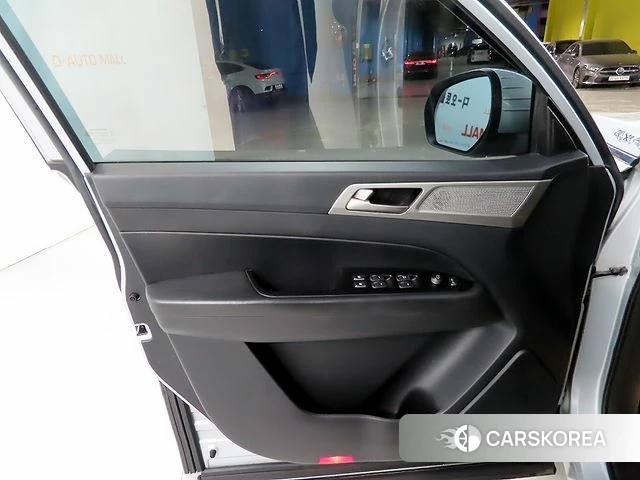 Ssangyong Rexton Sports 2018 Серебристо-серый из Кореи, фото 5