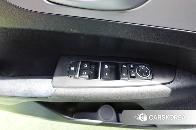 Kia The New K3 2nd generation 2022 Белый из Кореи, фото 5