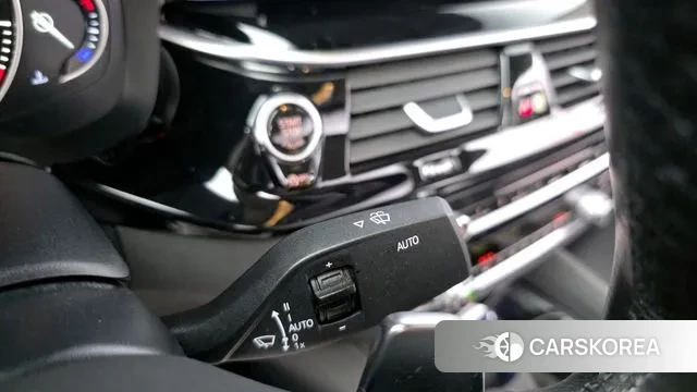 BMW 5 Series (G30) 2018 Черный из Кореи, фото 5