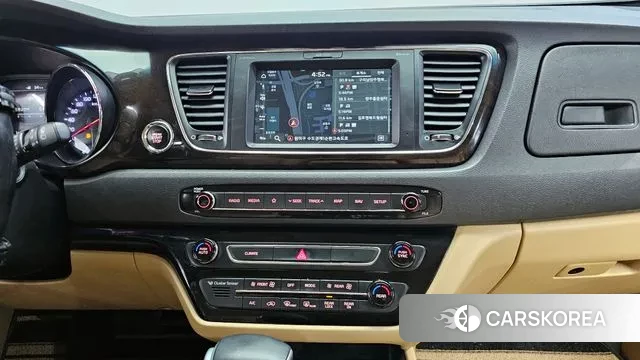 Kia The New Carnival 2019 Черный из Кореи, фото 5