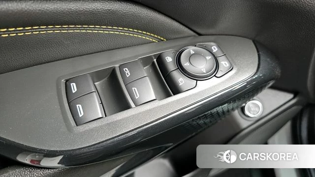 Chevrolet (GM Daewoo) Trax Crossover 2023 Белый из Кореи, фото 5