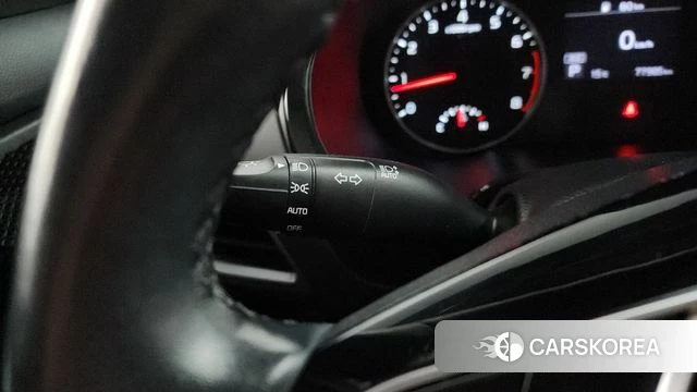Kia Seltos 2021 Серый из Кореи, фото 5