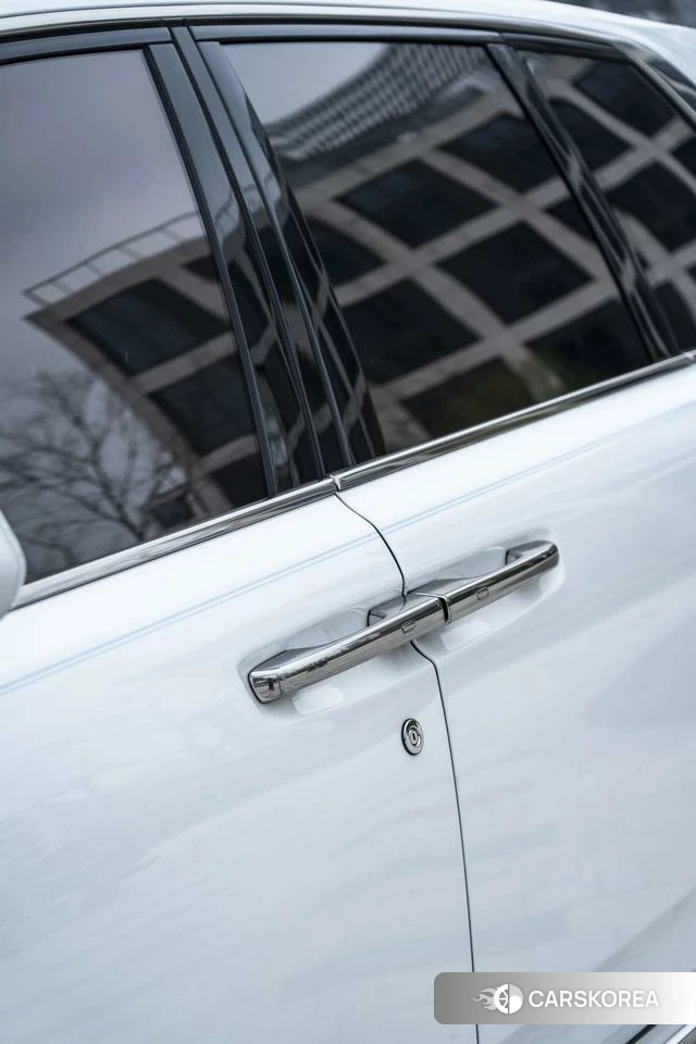 Rolls-Royce Cullinan 2024 Белый из Китая, фото 5