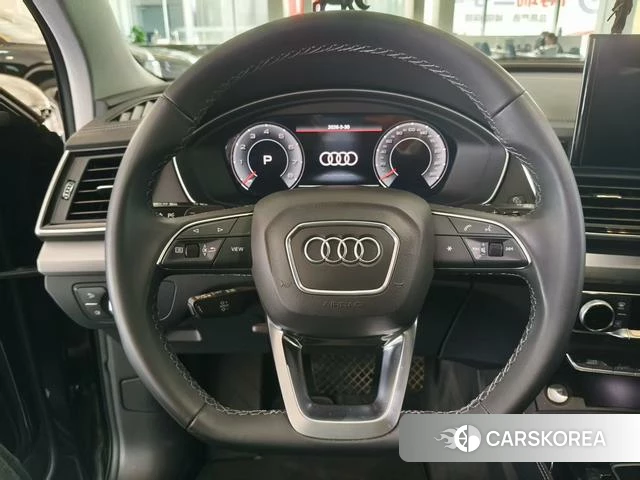 Audi Q5L 2022 Черный из Китая, фото 5