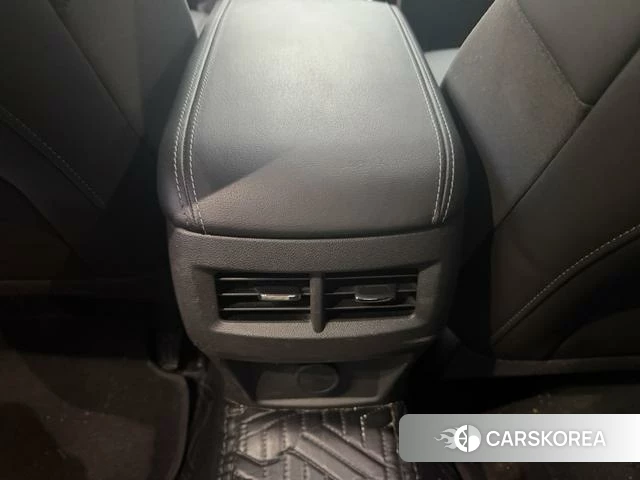 Cadillac CT4 2023 Оранжевый из Китая, фото 5