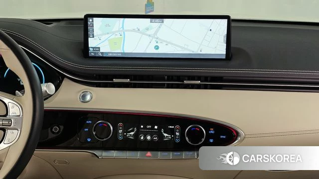 Genesis GV70 2023 Белый из Кореи, фото 5