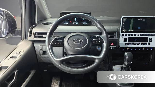 Hyundai Staria 2023 Серебряный из Кореи, фото 5