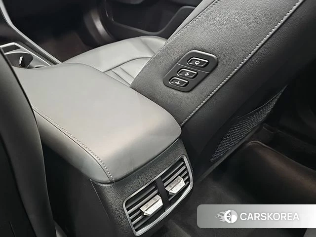 Hyundai Sonata D Edge Hybrid (DN8) 2024 Цвет галактики из Кореи, фото 5