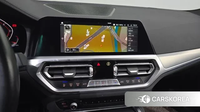 BMW 4 Series (G22) 2021 Светло-серебряный цвет из Кореи, фото 5