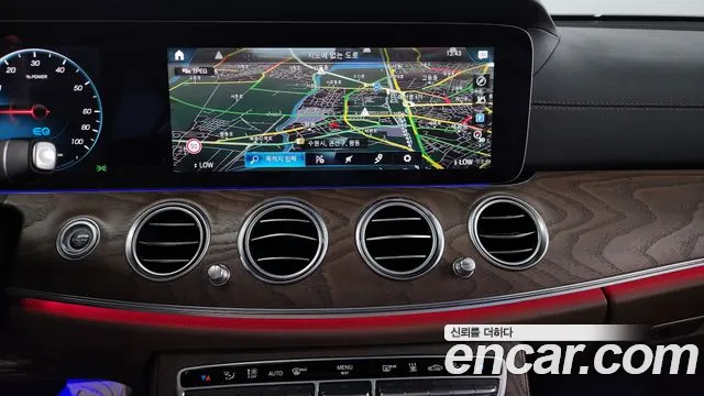 Mercedes-Benz E-Class W213 2023 Белый из Кореи, фото 5