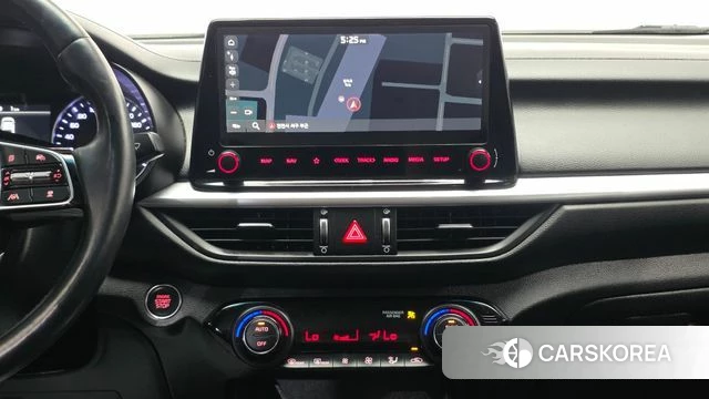 Kia The New K3 2nd generation 2023 Белый из Кореи, фото 5