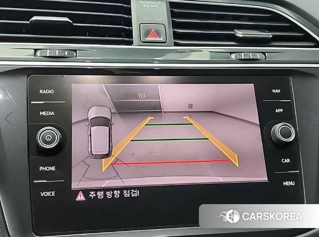Volkswagen Tiguan second Generation 2019 Белый из Кореи, фото 5
