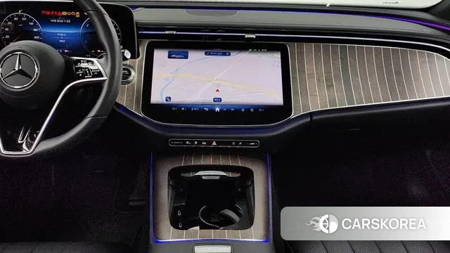 Mercedes-Benz E-Class W214 2025 Белый из Кореи, фото 5