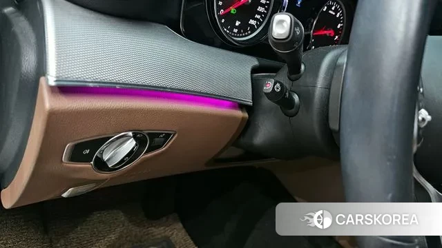 Mercedes-Benz E-Class W213 2020 Белый из Кореи, фото 5