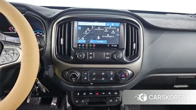 Chevrolet (GM Daewoo) Real New Colorado 2022 Черный из Кореи, фото 5