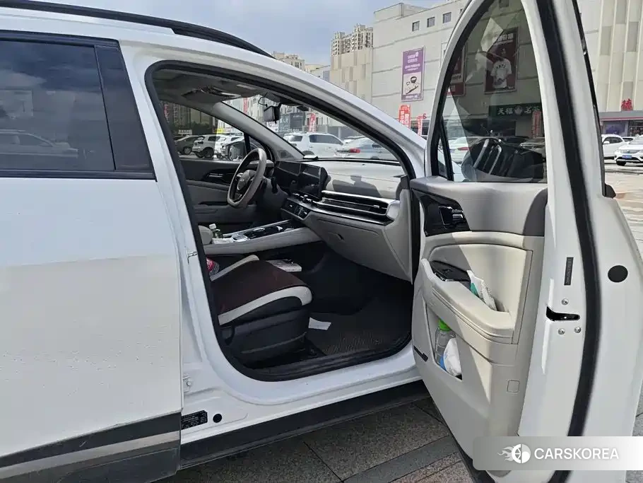 Kia Sportage 2024 Белый из Китая, фото 5