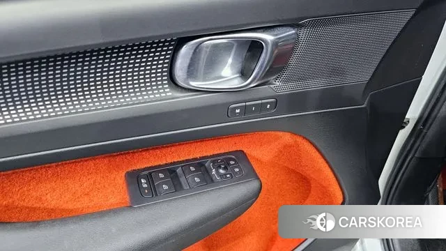 Volvo XC40 2019 Белый из Кореи, фото 5