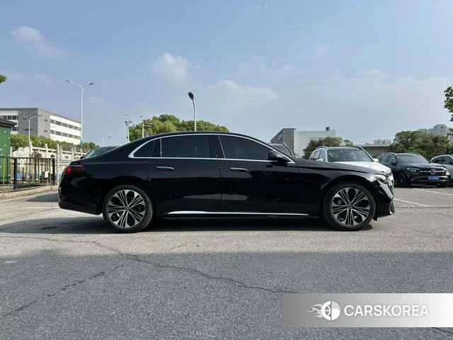 Mercedes-Benz E-class 2026 Черный из Китая, фото 5