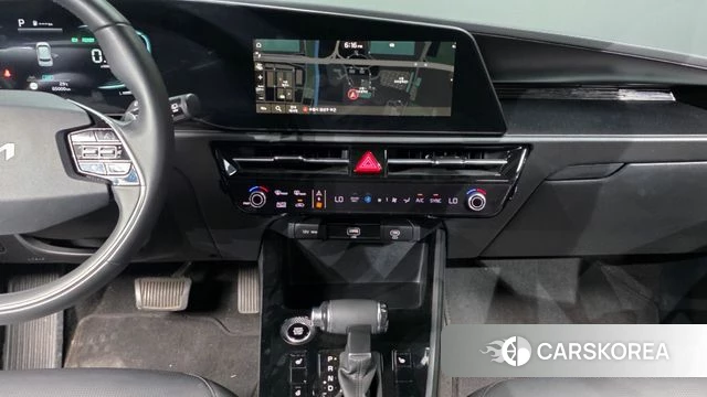 Kia Di Ol Nu Niro 2022 Белый из Кореи, фото 5