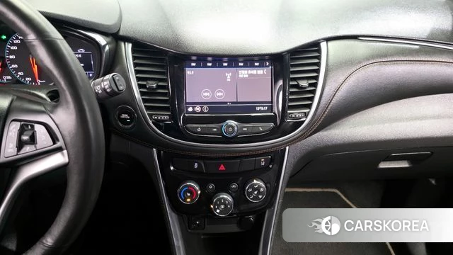 Chevrolet (GM Daewoo) The New Trax 2019 Серебристо-серый из Кореи, фото 5