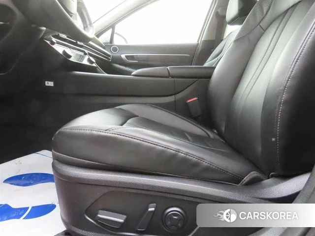 Hyundai Sonata D Edge (DN8) 2025 Серебристо-серый из Кореи, фото 5