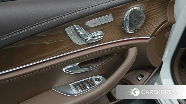 Mercedes-Benz E-Class W213 2019 Белый из Кореи, фото 5