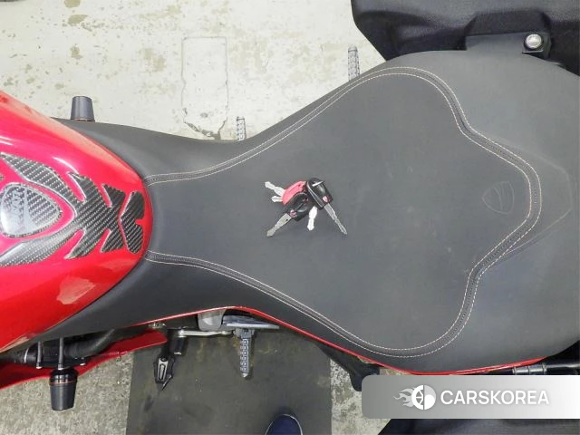 Проданный Ducati SUPERSPORT 2017 из Японии, фото 3