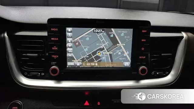 Kia Stonic 2018 Белый из Кореи, фото 5