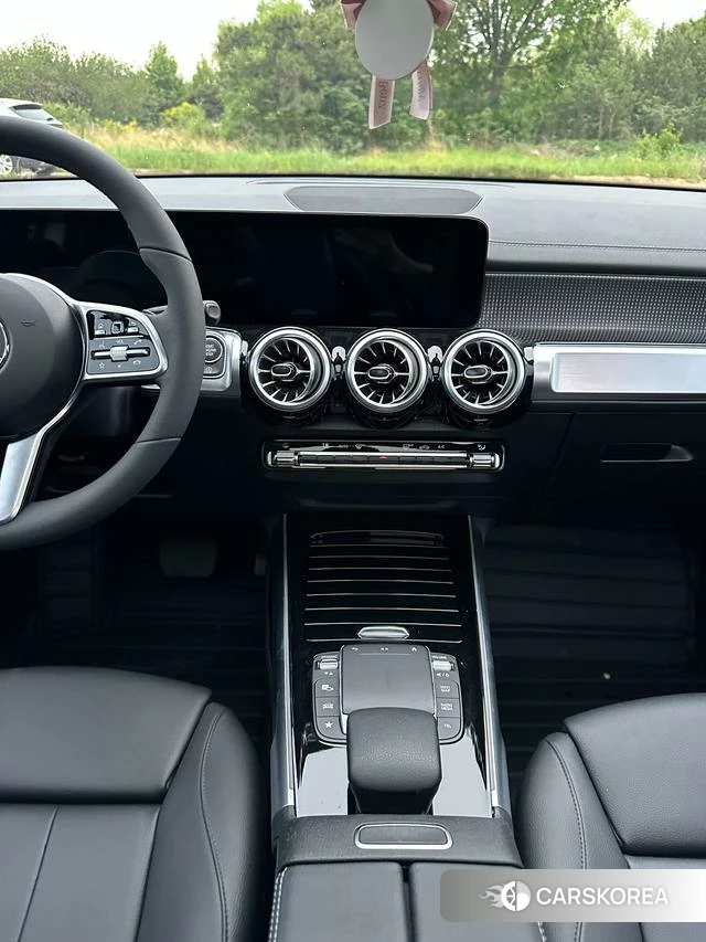 Mercedes-Benz GLB 2022 Белый из Китая, фото 5